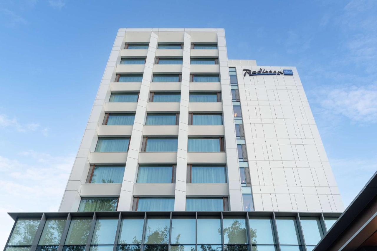 Radisson Blu Hotel, Cluj Exterior foto Red Inn